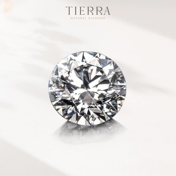 Nhẫn cưới vàng kim cương có giá chỉ từ 15 triệu đồng - Nên chọn nhẫn cưới vàng màu gì?