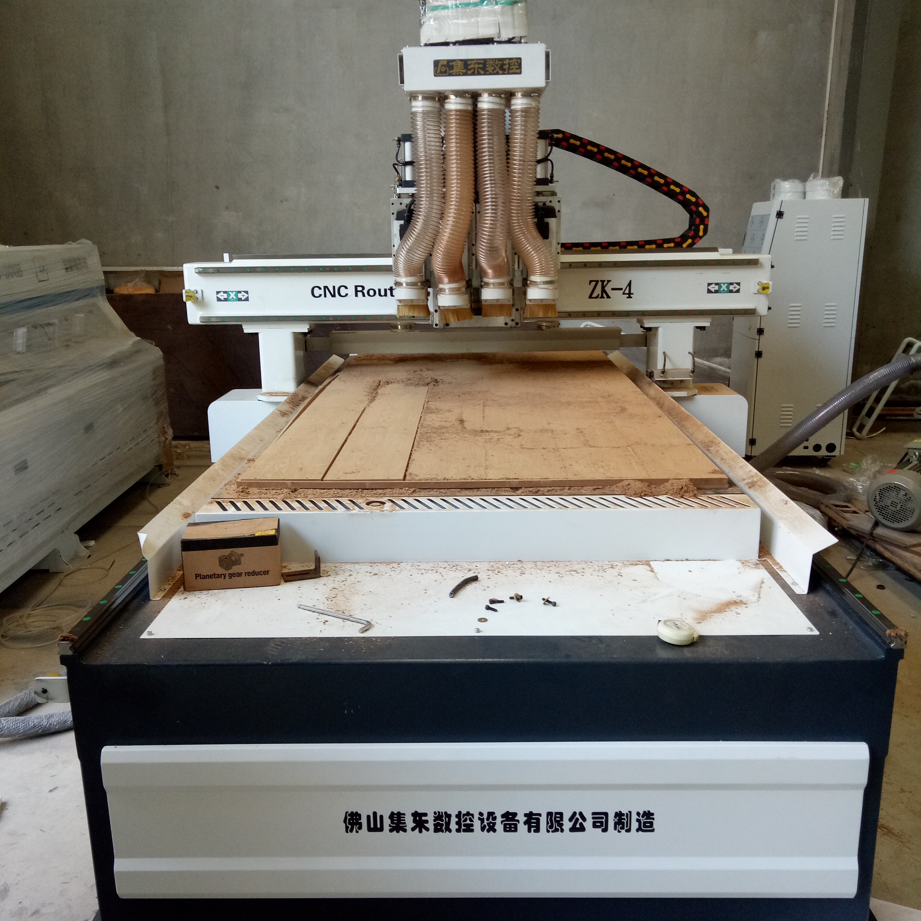 Suba CNC: Máy chế biến gỗ chính hãng Jidong